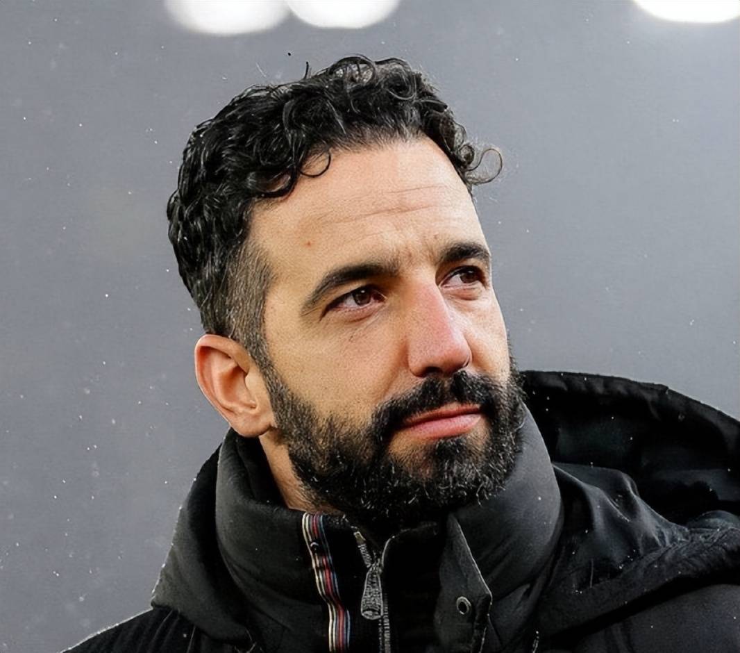 还得忍1个月？英媒曝曼联解雇阿莫林需1200万英镑，5周后能省一半