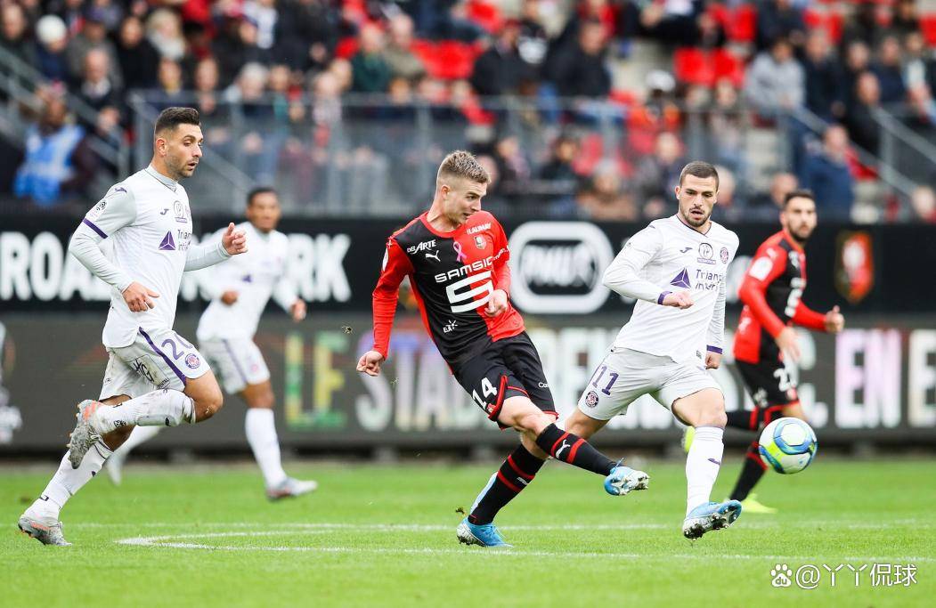 图卢兹对阵雷恩:法甲第十轮,两队谁能摆脱失利困境,赢得关键胜利